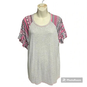No brand gray/pink sleeve contrast top size medium